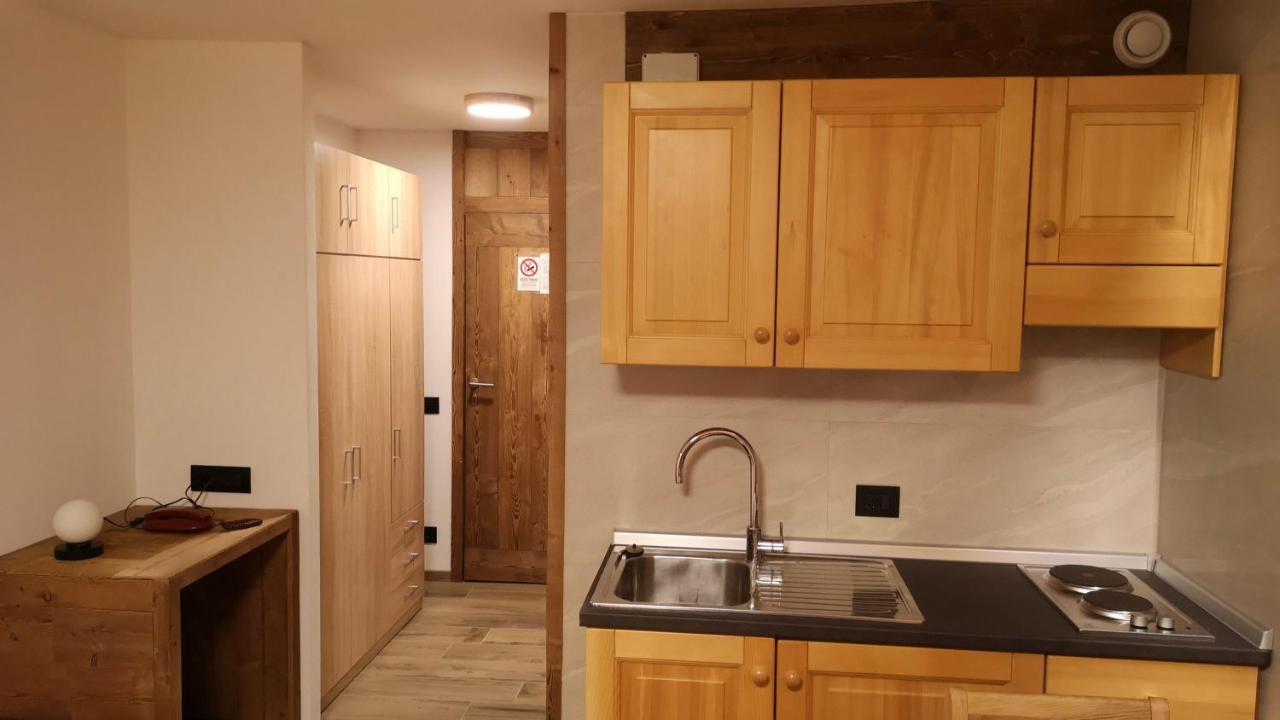 Residence Petit Tibet ブレウイル・チェルヴィナイア エクステリア 写真