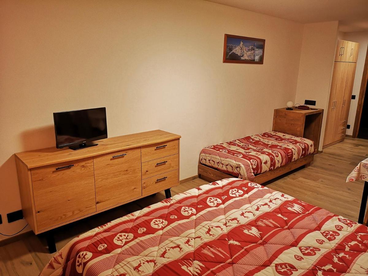 Residence Petit Tibet ブレウイル・チェルヴィナイア エクステリア 写真