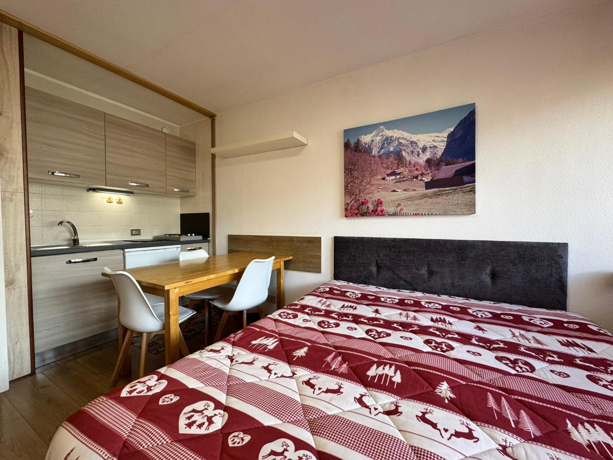 Residence Petit Tibet ブレウイル・チェルヴィナイア エクステリア 写真