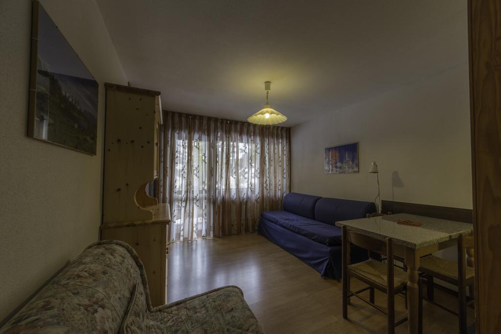 Residence Petit Tibet ブレウイル・チェルヴィナイア エクステリア 写真